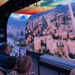 מעלית הזמן – חוויה משפחתית של מסע אחר