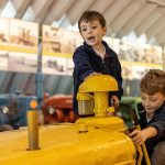 המשפחות מוזמנות לחגיגת הטרקטורים של סבא רן