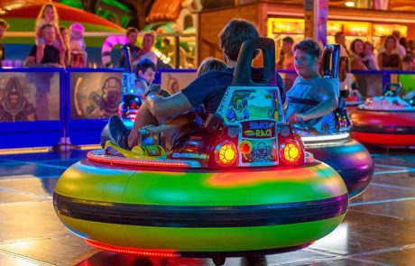 CRUSH: פארק השעשועים Magic Kass ישיק מתחם מכוניות מתנגשות