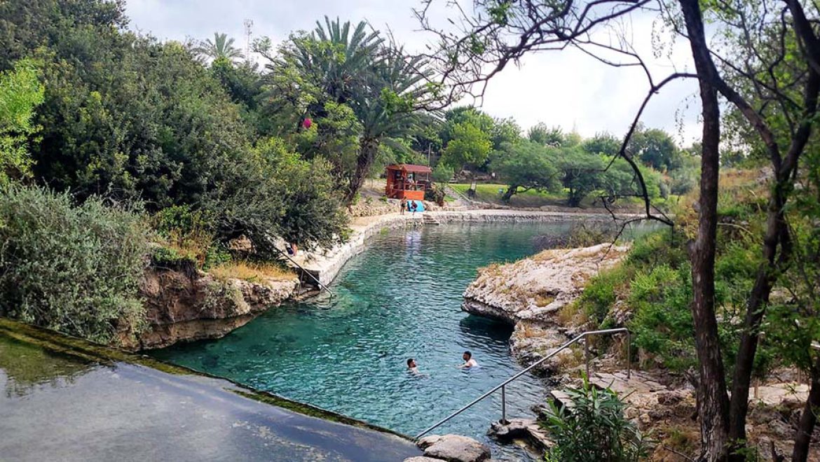 שבת אביבית עם 60 אלף מטיילים