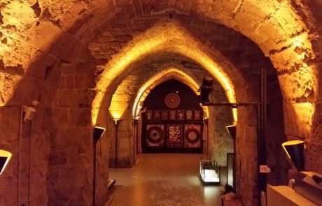 טיול משפחתי בעכו: שלושה אתרים מרתקים, אוכלים ולנים