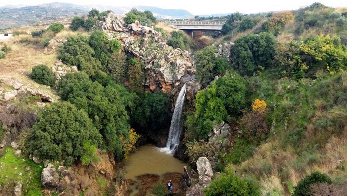 מפל נַחַל סַעַר: חוויה משפחתית אדירה על מים סוערים