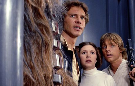 המשפחות מוזמנות להתענג יחד: דאבל להיטי המדע הבדיוני של 1977