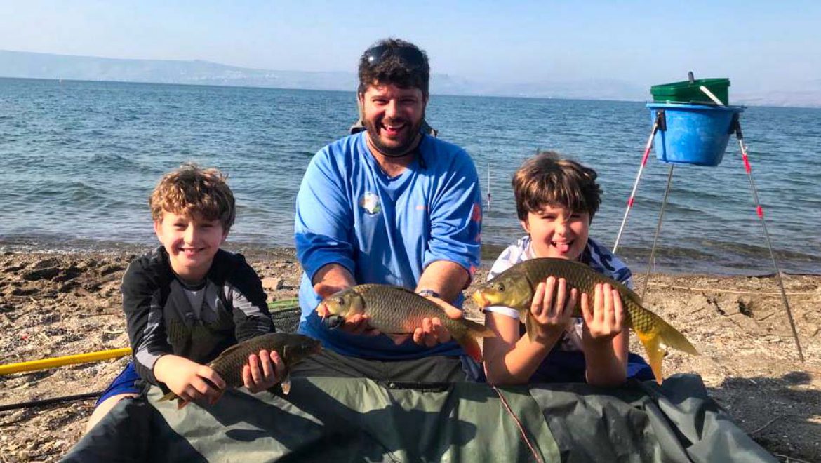 “אבא, אמא ואני – משפחת דייגים”