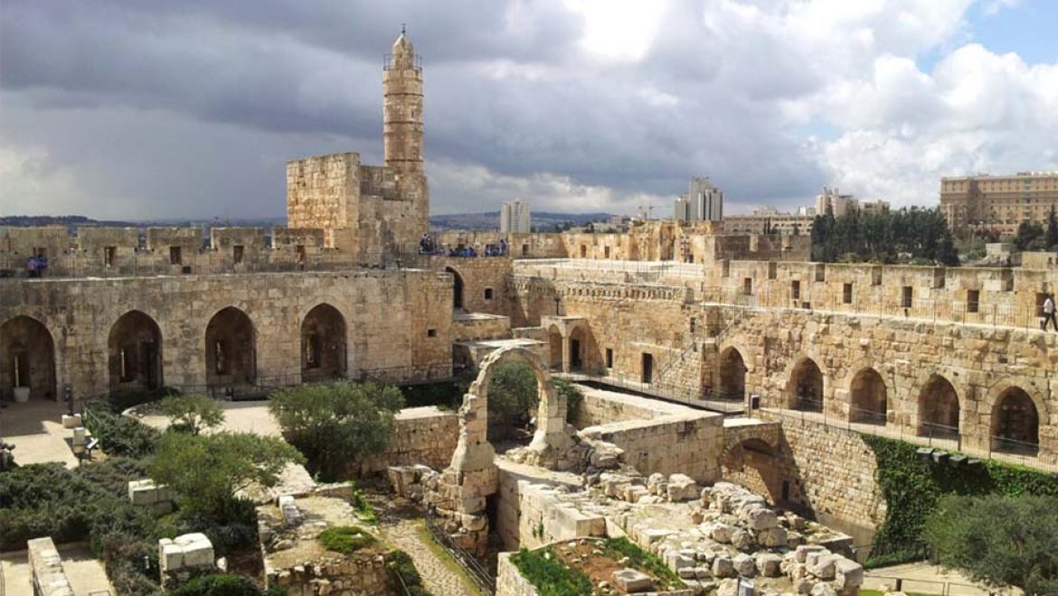 סוכות לכל המשפחה במגדל דוד