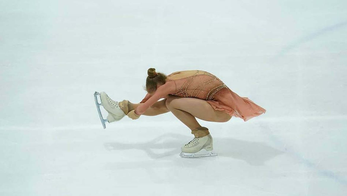 מחושך לאור! חנוכה 2024-25 למשפחות בהיכל הקרח בחולון