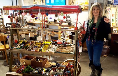 “עולם קטן גדול”: עולמו הקטן של משה זמטר במוזיאון המיניאטורות הקסום