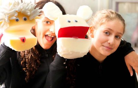 סדנת “גיבורים במציאות” במוזיאון נחום גוטמן