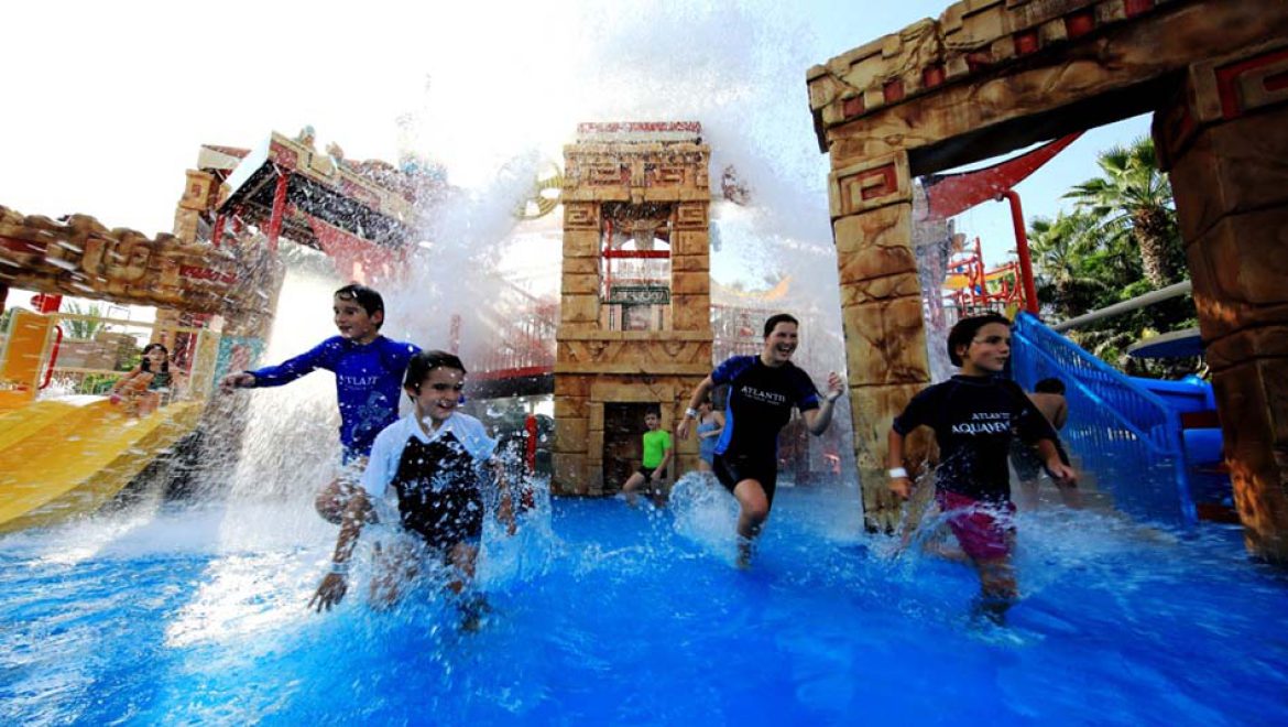 ההורים ייהנו מההנחות והילדים מהאטרקציות, באטלנטיס דה-פאלם