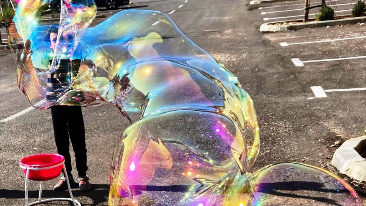 חגיגת שבועות של בועות ומים, במוזיאון המדע ע”ש בלומפילד ירושלים