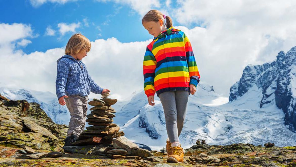 הרפתקה שוויצרית: מסע משפחתי באלפים המושלגים
