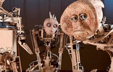 ספארי, הסאוונה הרובוטית הראשונה: תערוכת הקיץ במוזיאון בת ים