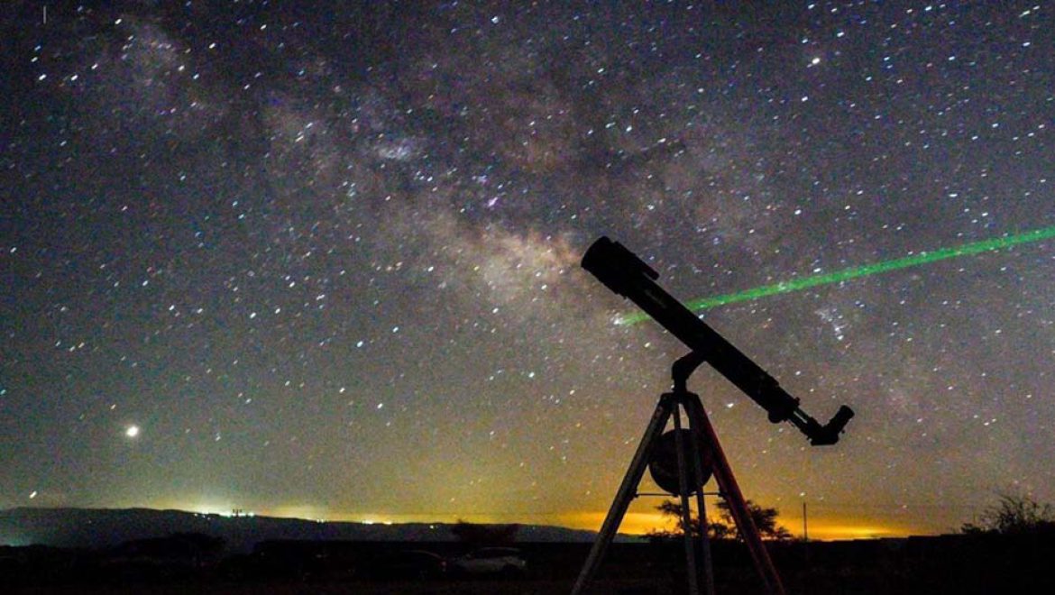 תגיעו בשיא מטר המטאורים: לילות לבנים בערבה