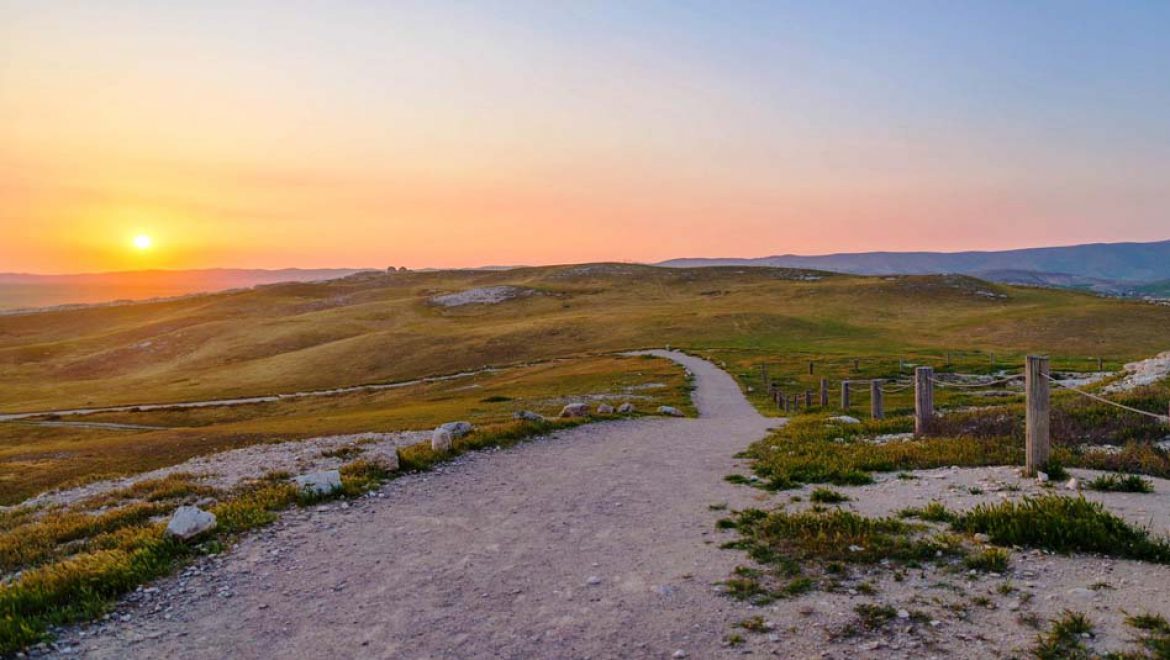 מטיילים במרחבי הארץ וחוגגים חנוכה משפחתי בטבע