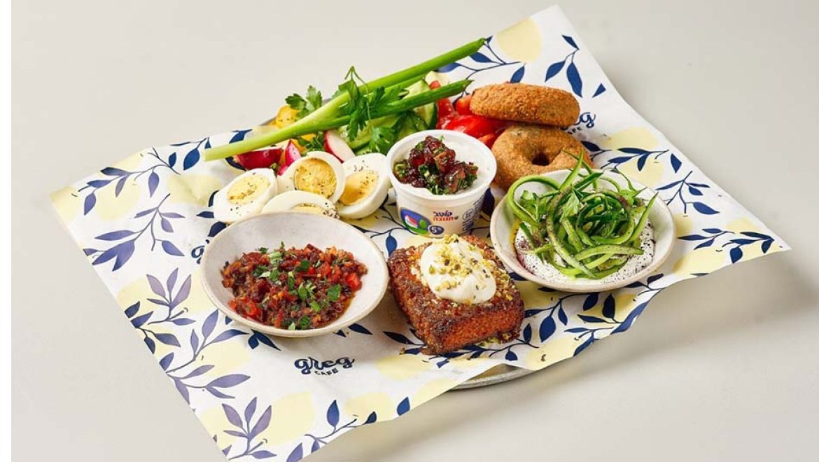 המשפחות בוחרות ארוחה עם גבינת קוטג’