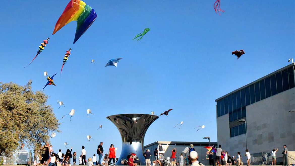 סוכות במוזיאון ישראל: ‘עפיפוניאדה’, סיורים מודרכים וסדנת מחזור