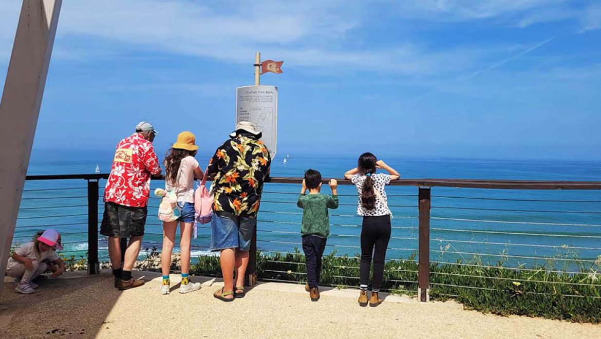 כ -65 אלף מבקרים יצאו השבת אל הגנים הלאומיים ושמורות הטבע