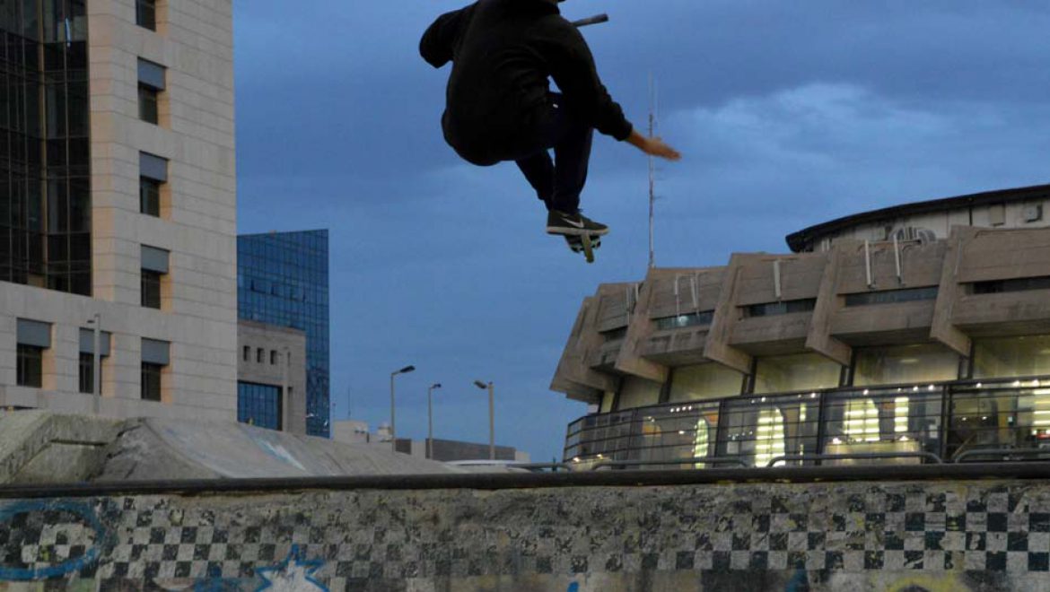 עשרות צילומים שהם ביטוי אישי של צלמים צעירים