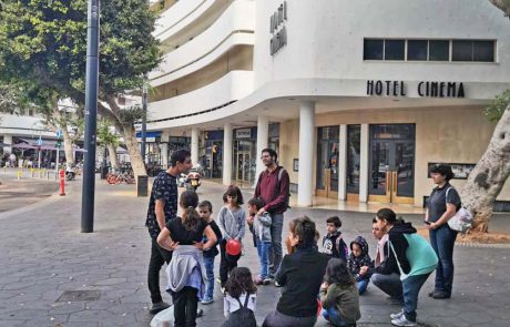 אדריכלות ‘העיר הלבנה’ בסיורים המותאמים למשפחות