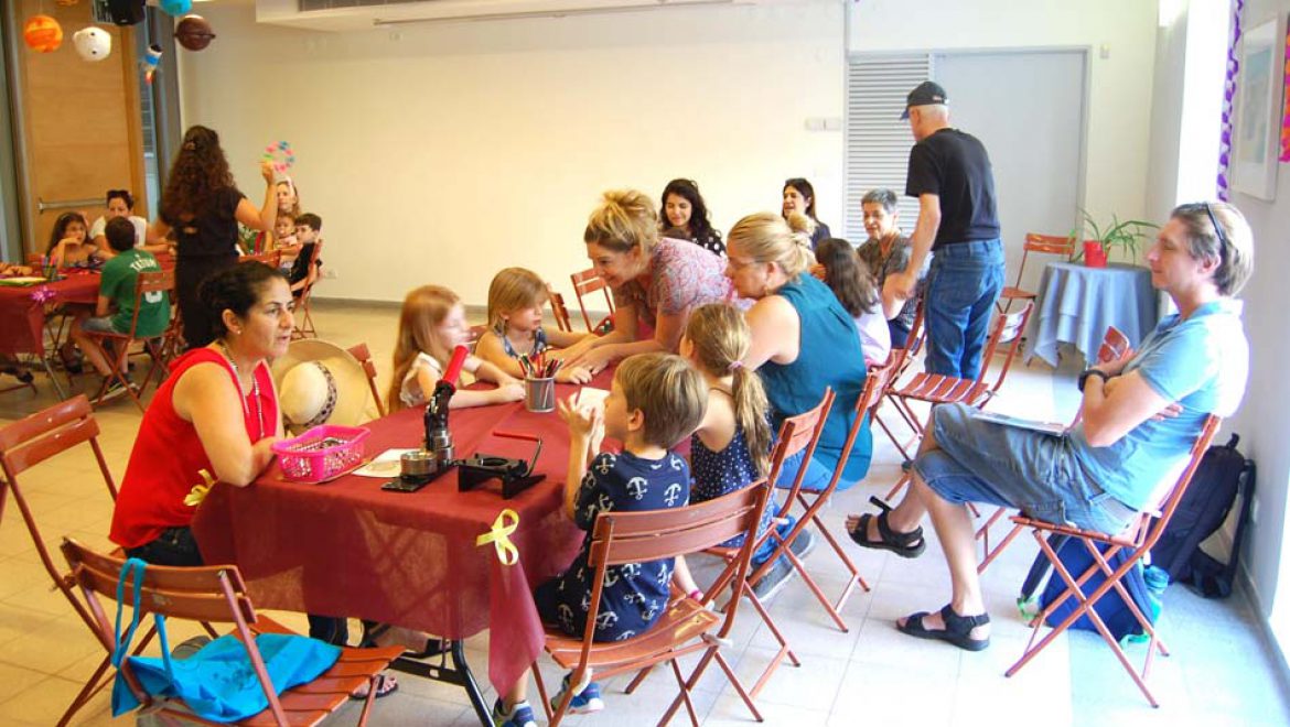 דגל משלי: סדנת יצירה במוזיאון נחום גוטמן לאמנות