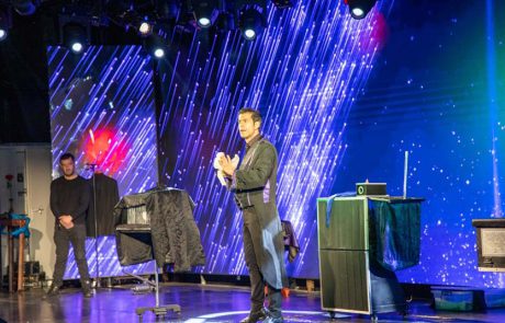 פארק השעשועים Magic Kass משיק באוגוסט מופע אילוזיות מהפנט