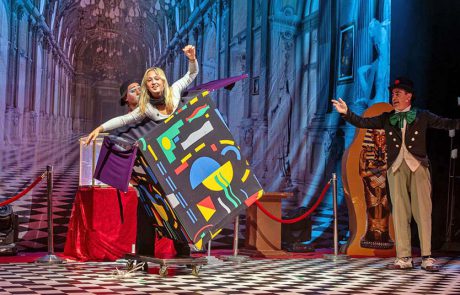 קרקס בראבו גאים להציג: “לילה מטורף במוזיאון”