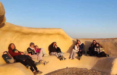 טיול מגבש ומהנה בלב המדבר, להורים ולילדים