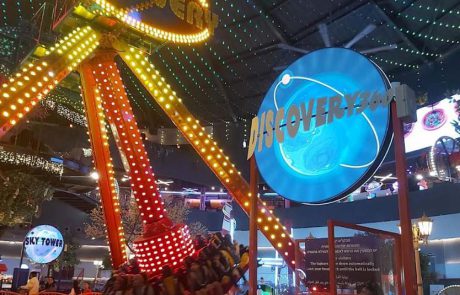 קסם ב- Magic Kass: פסטיבל אורות מרהיב בחנוכה בפארק השעשועים