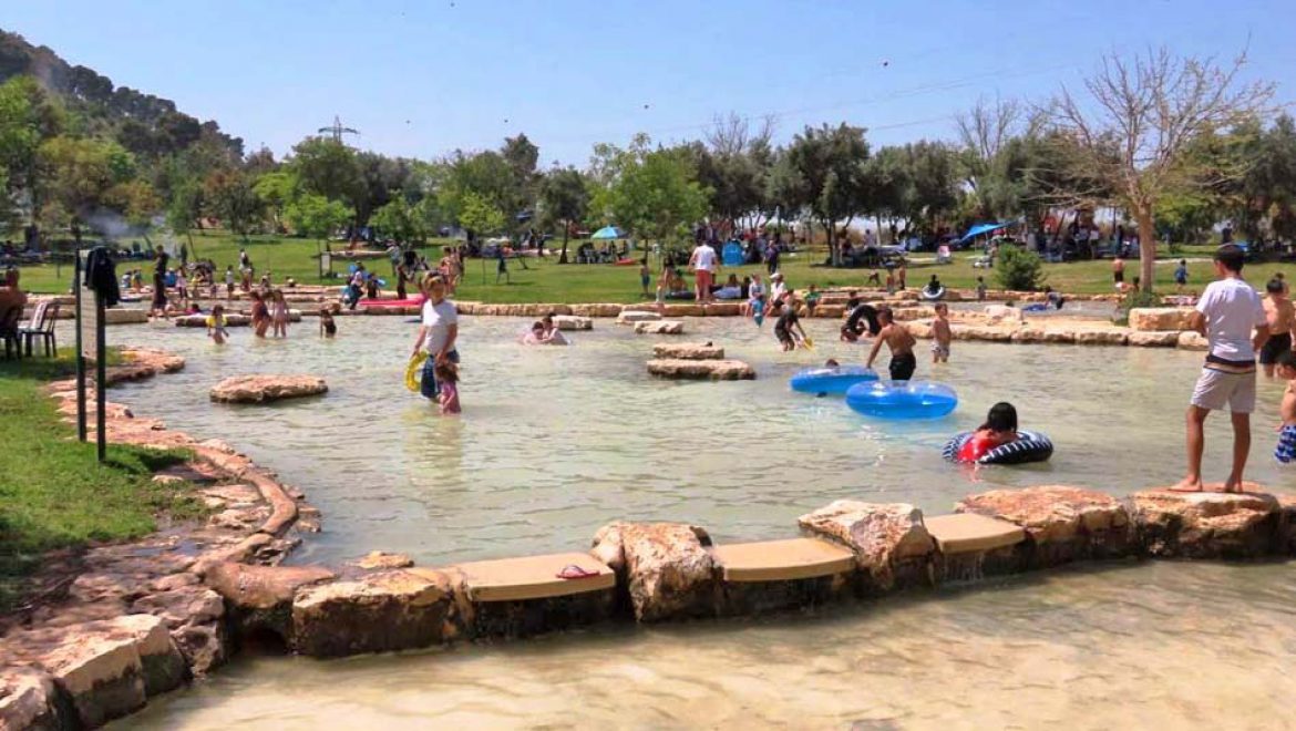 כוכבים במקום זיקוקים ויפי הטבע במקום במות הבידור