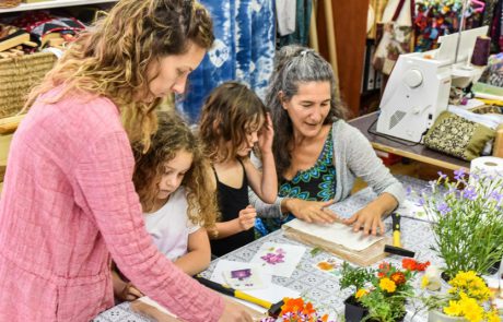 חוגגים ט”ו בשבט משפחתי בגליל המערבי