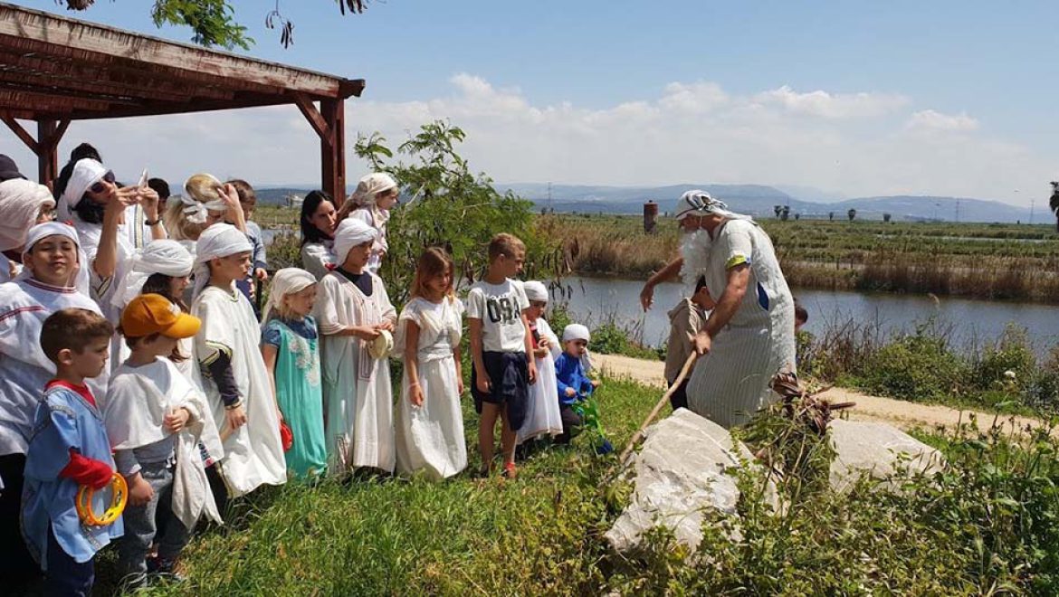 משחזרים את יציאת מצרים בכפר מסריק, בגליל