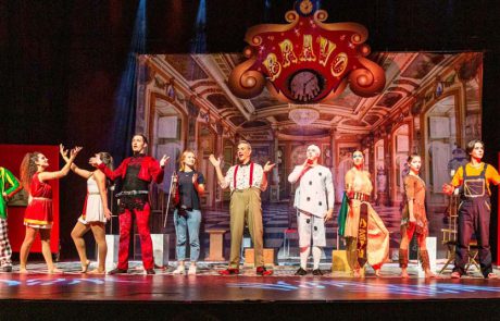 קרקס בראבו גאה להציג: לילה מטורף במוזיאון