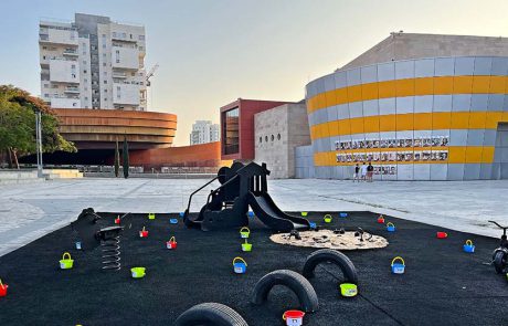 אצלנו בגן: חולון עיר הילדים הקימה את מיצג “גן הילדים החטופים”