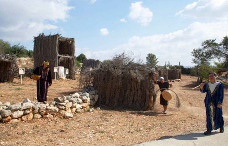 סוכות של צמיחה: המשפחות חוגגות את חוה”מ סוכות בנאות קדומים