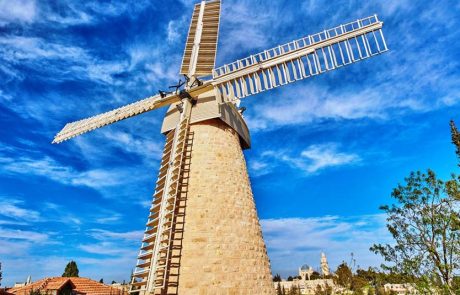 טחנת הרוח של מונטיפיורי בירושלים, מתעוררת לחיים