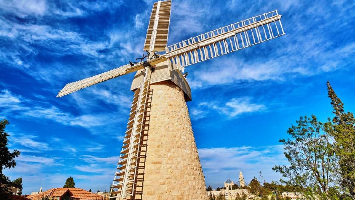 טחנת הרוח של מונטיפיורי בירושלים, מתעוררת לחיים