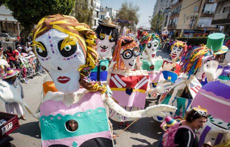 היא חוזרת, ובענק: העדלאידע בחולון – הקרנבל של המדינה!