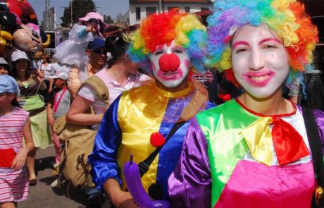 לקראת פורים: מחפשים את הטוב, אוספים תחפושות ומוסרים למי שזקוק