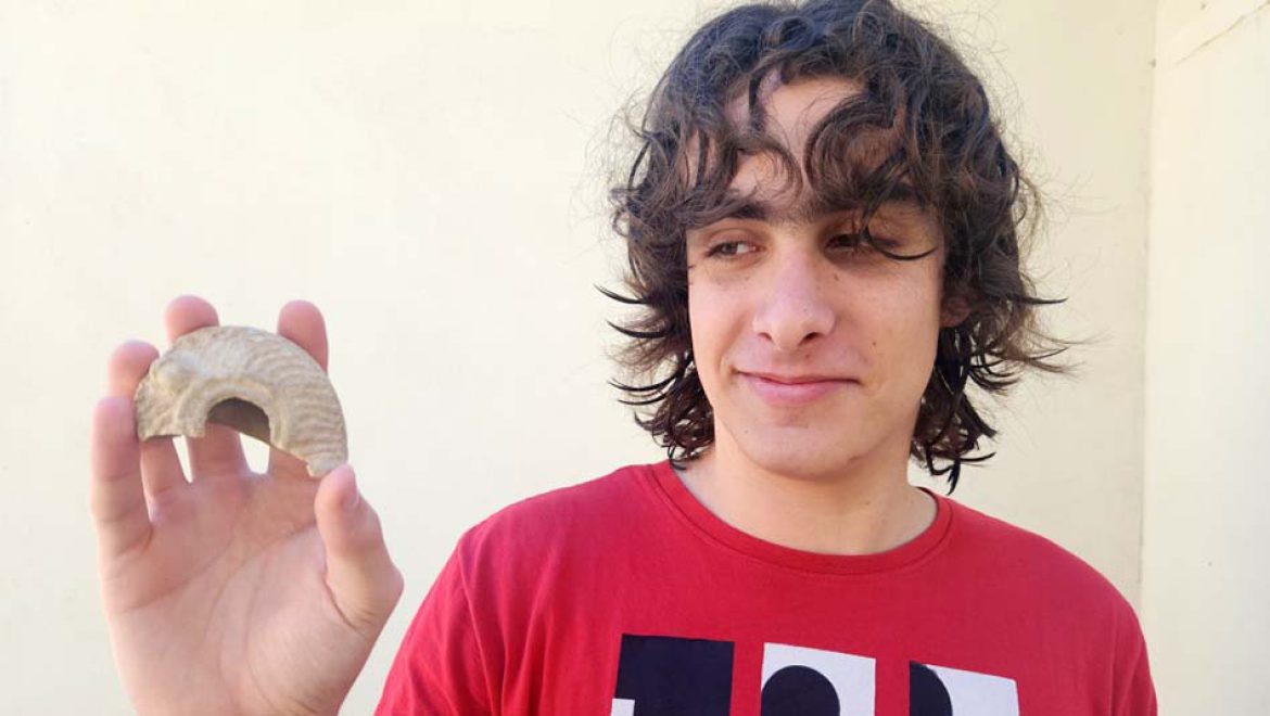 נער גילה בטיול שנתי נר שמן קדום וייחודי בן כ-1,600 שנה