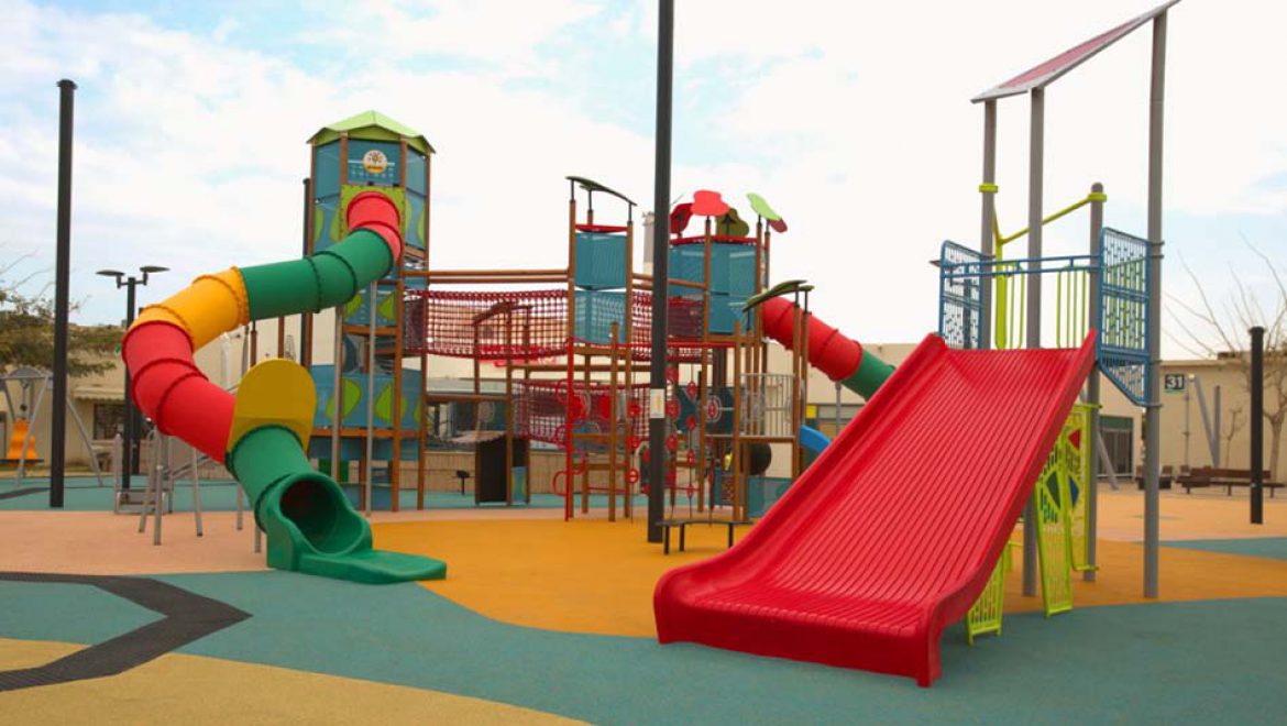 נמל תל אביב חונך שתי גינות משחקים מרהיבות עבור המשפחות