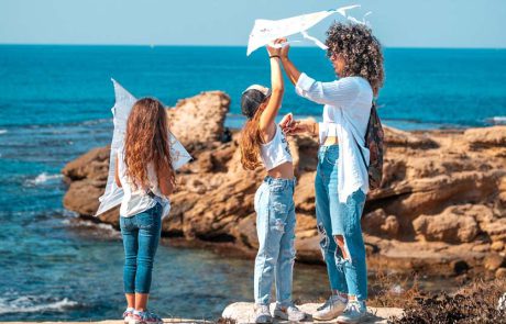 Kites for freedom: אירוע בגן לאומי קיסריה לקראת יום הילד הבינלאומי