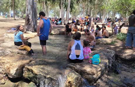 סופ”ש חם ונעים הוציא את המשפחות בהמוניהן לבלות בחיק הטבע