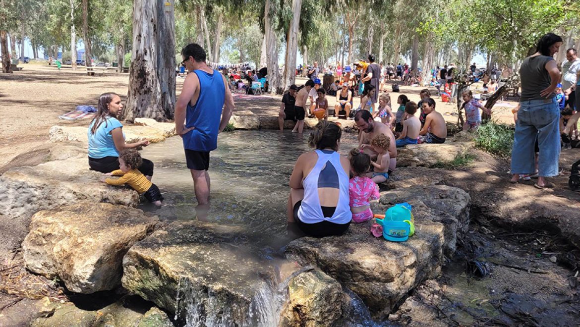 סופ”ש חם ונעים הוציא את המשפחות בהמוניהן לבלות בחיק הטבע