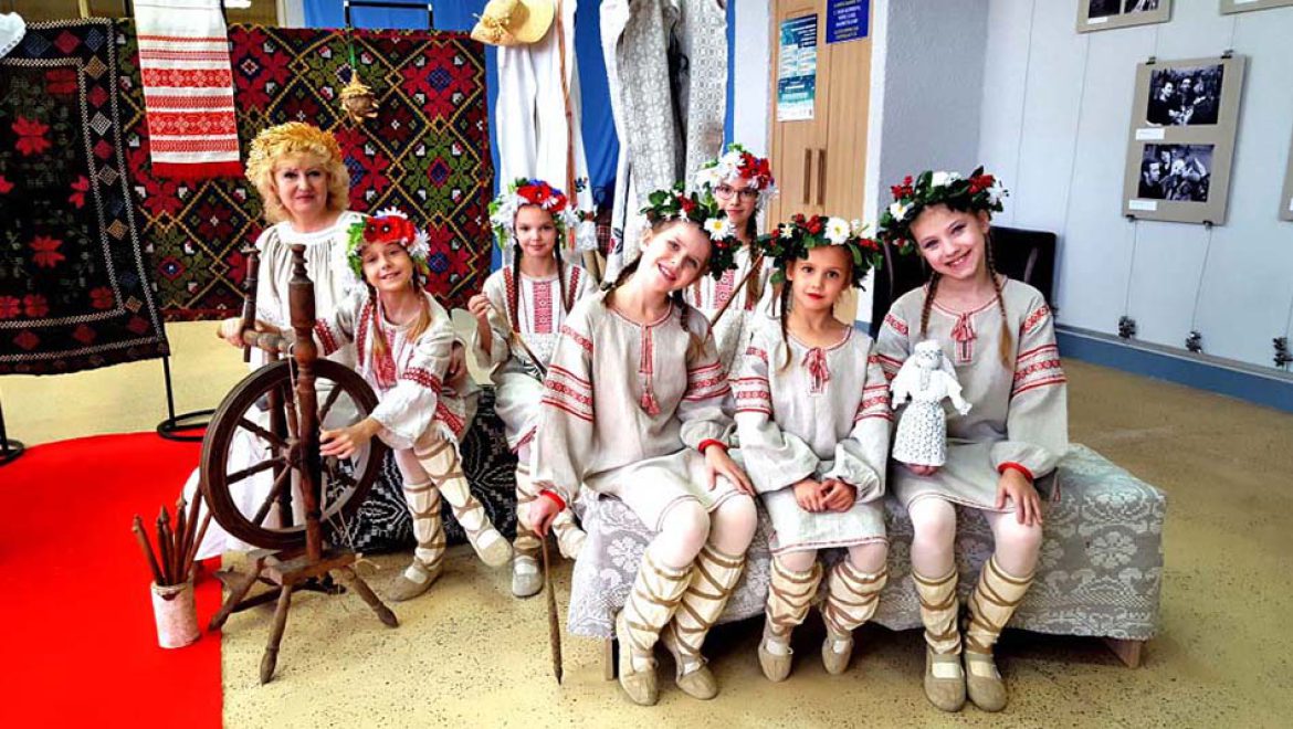 מינסק בירת בלארוס התגלתה כ’עיר המשפחות’ בפסטיבל LISTAPAD