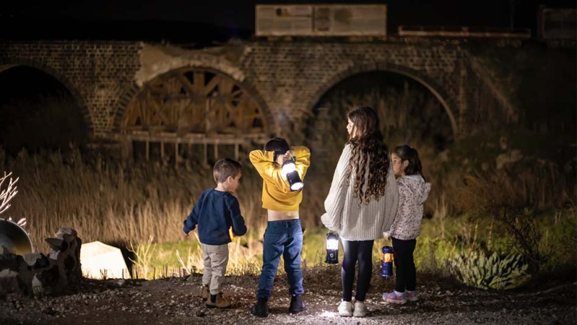 סיורי עששיות ליליים באתר “נהריים בגשר”, חוויה למשפחת