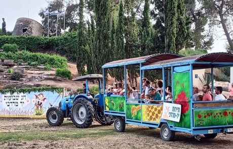 הכל דבש: המשפחות חוגגות שבועות באֶרֶץ זָבַת חָלָב וּדְבָשׁ