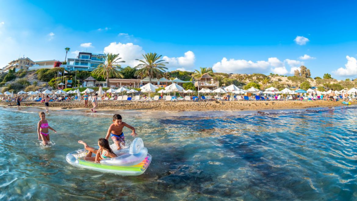 פאפוס עם ילדים: מקומות שאסור לפספס